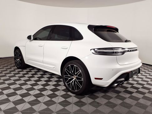 Used 2024 Porsche Macan AWD/4WD image 6