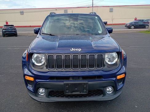 Used 2021 Jeep Renegade Latitude w/ Convenience Group AWD/4WD image 2