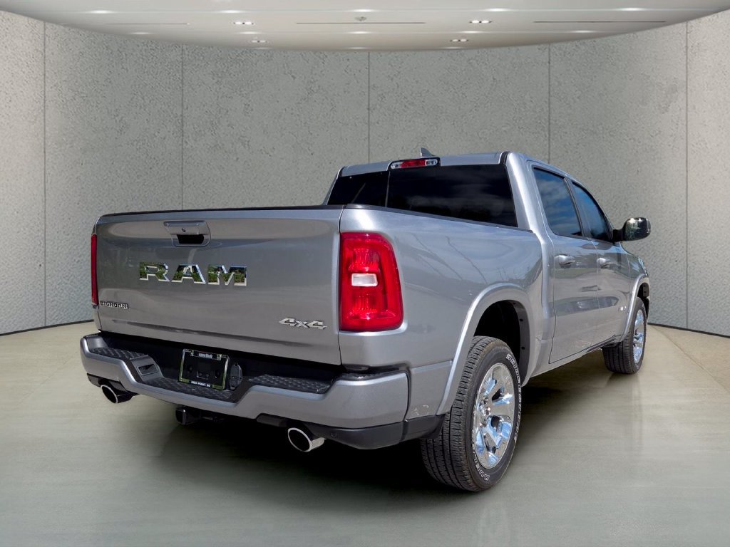 Used 2025 RAM 1500 Big Horn AWD/4WD image 6