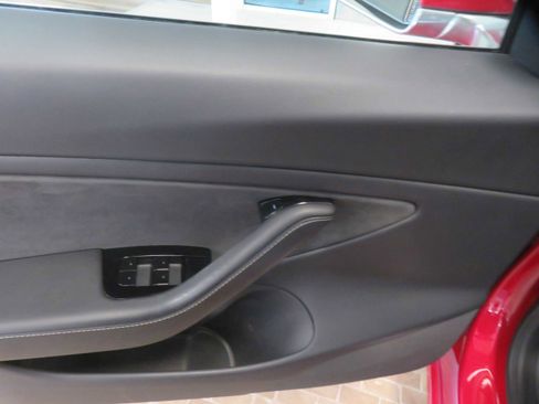 Used 2020 Tesla Model 3 Long Range image 14