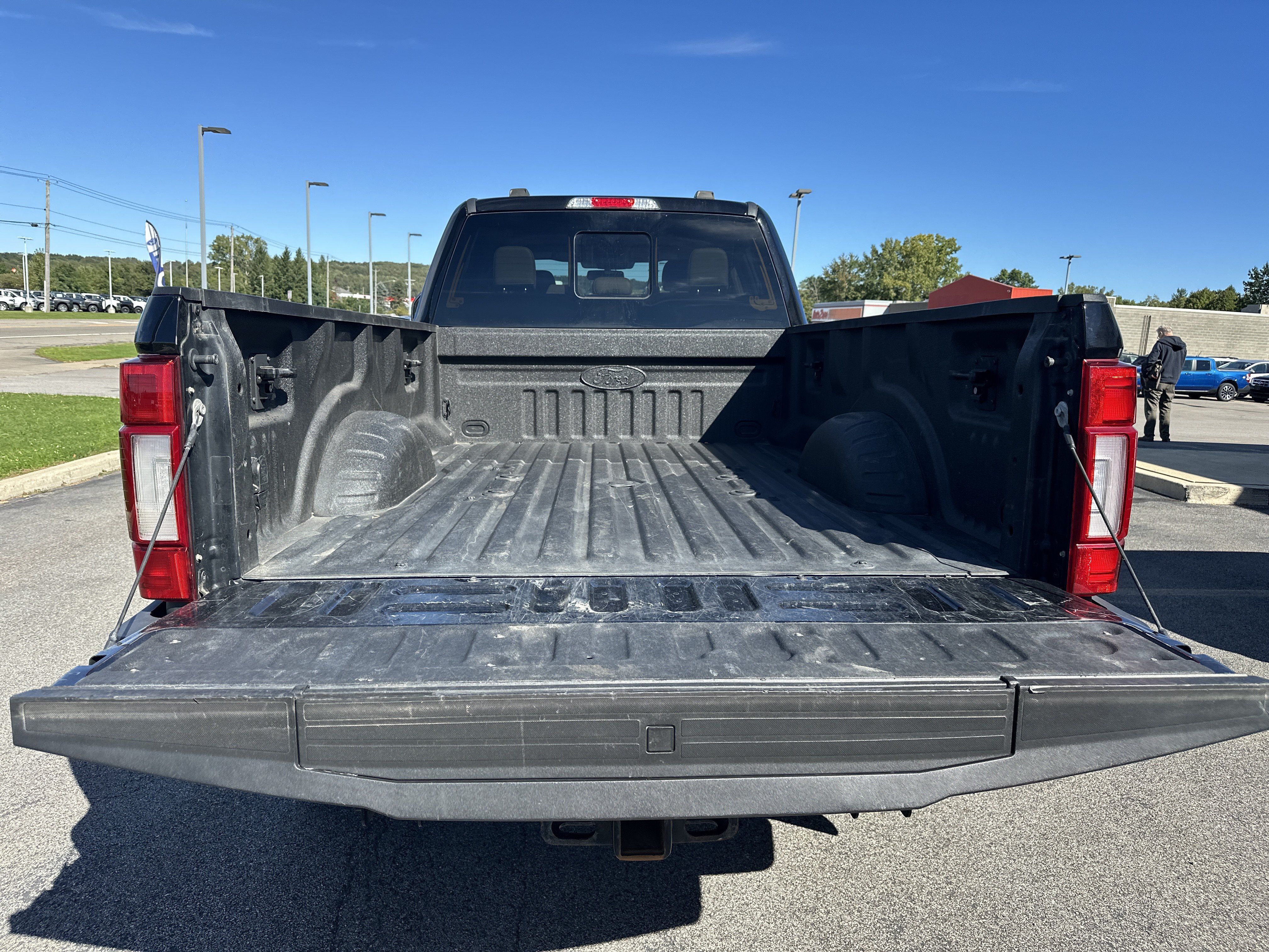 Used 2022 Ford F350 Lariat w/ Lariat Ultimate Package AWD/4WD image 10