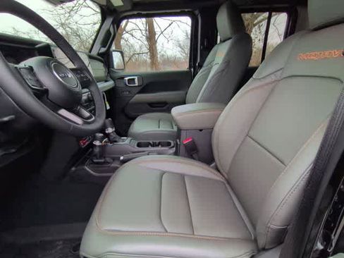New 2026 Jeep Gladiator Mojave image 10