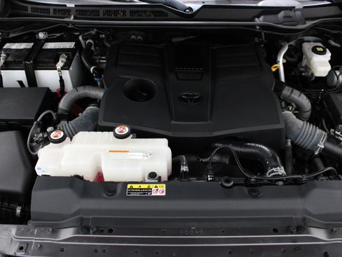Used 2023 Toyota Tundra Limited RWD image 41