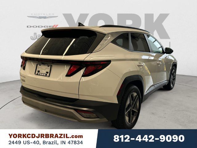 Used 2025 Hyundai Tucson SEL FWD image 5