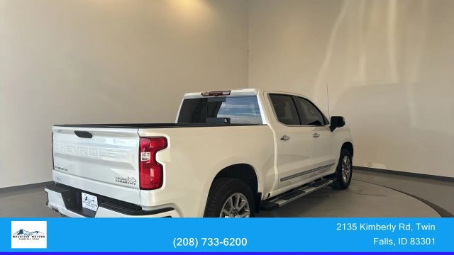 Used 2024 Chevrolet Silverado 1500 High Country w/ Technology Package AWD/4WD image 7