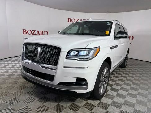 Certified 2023 Lincoln Navigator 4WD image 4