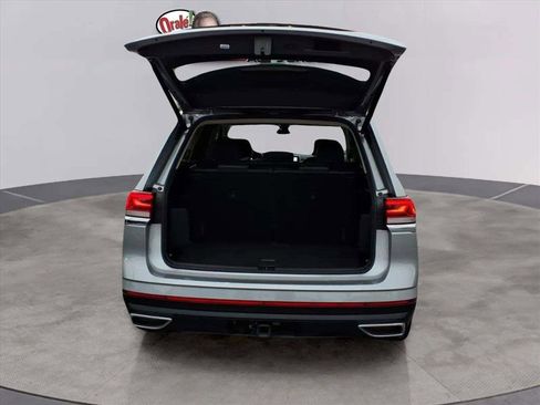 Used 2025 Volkswagen Atlas SE image 20