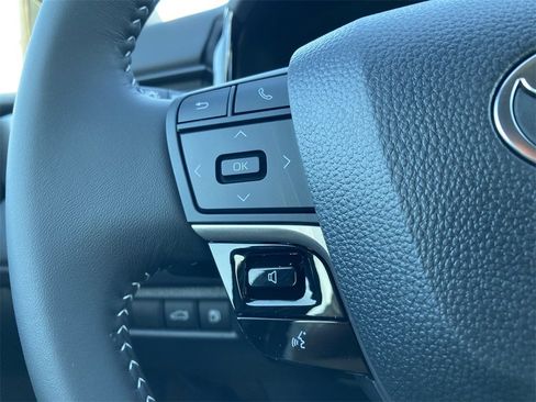 New 2026 Toyota Camry SE image 12