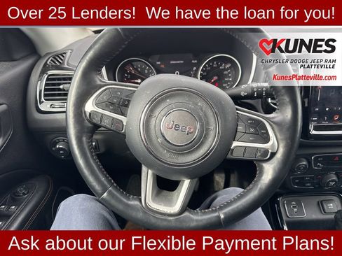 Used 2018 Jeep Compass Limited w/ Navigation Group image 14