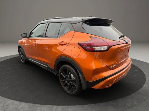 Used 2023 Nissan Kicks SR FWD image 7