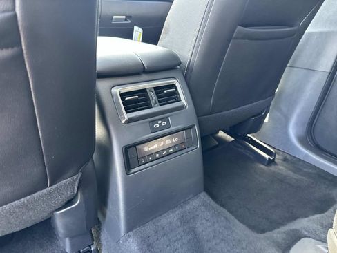 Certified 2024 MAZDA CX-90 Plug-In Hybrid w/ Preferred AWD/4WD image 30