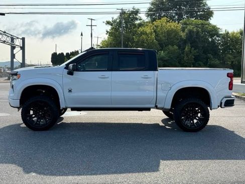 Certified 2026 Chevrolet Silverado 1500 RST AWD/4WD image 11