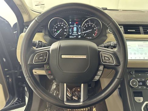 Used 2019 Land Rover Range Rover Evoque SE AWD/4WD image 14