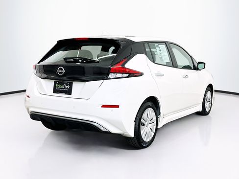 Used 2025 Nissan Leaf S image 9