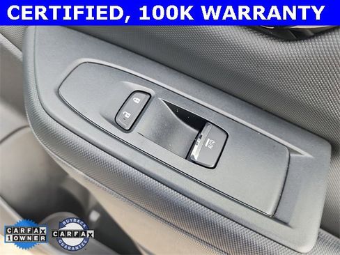 Certified 2025 Subaru Forester Limited image 17