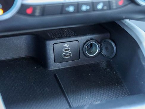 Used 2024 Ford Escape Active image 22