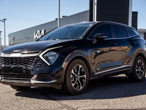 Used 2023 Kia Sportage EX image 1