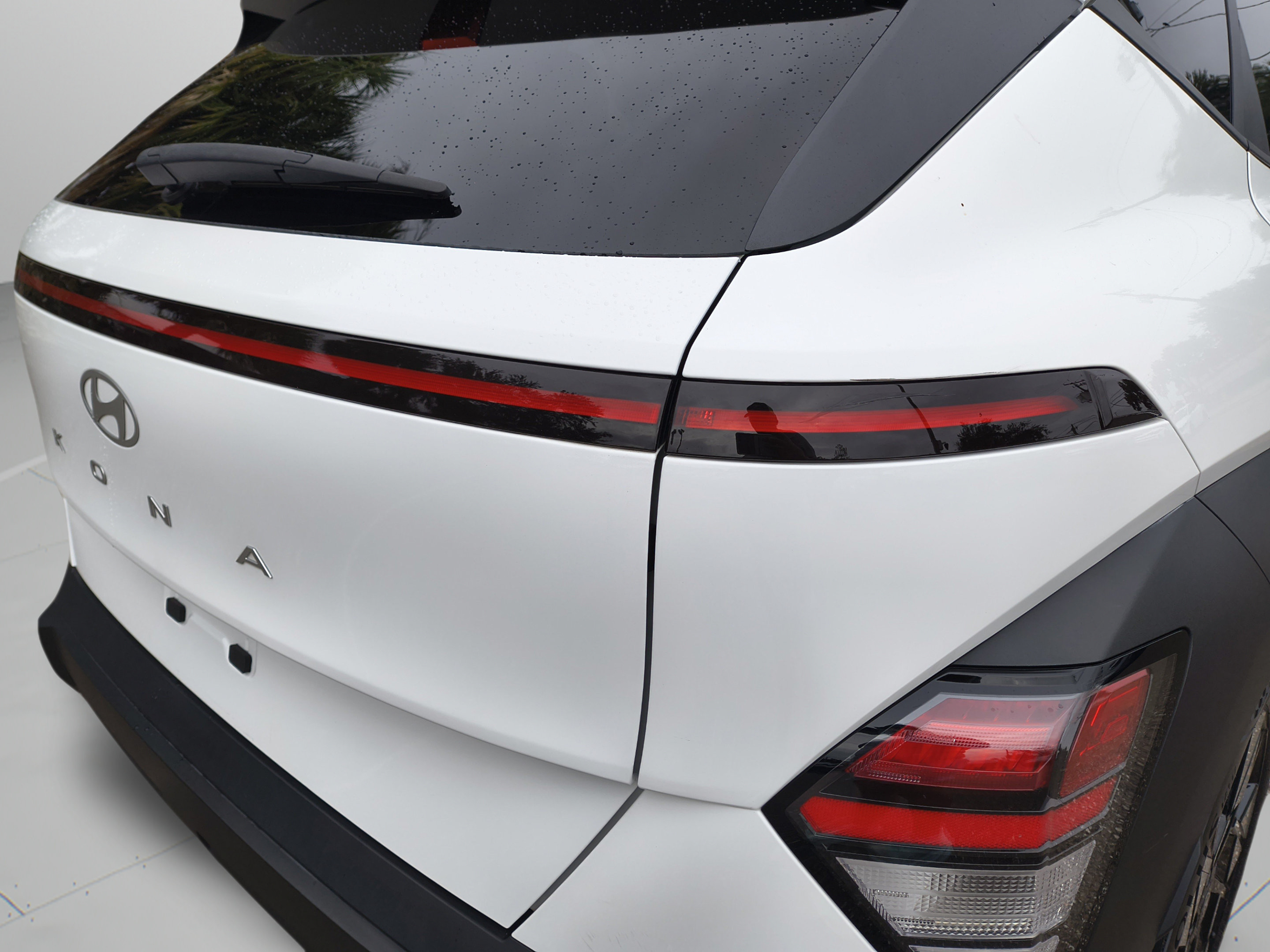 Certified 2024 Hyundai Kona SEL FWD image 10
