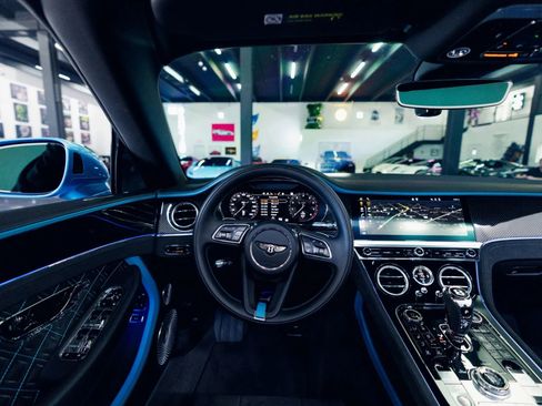 Used 2023 Bentley Continental GT Speed image 34