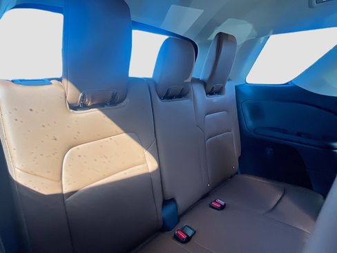 New 2026 Nissan Pathfinder Platinum image 29