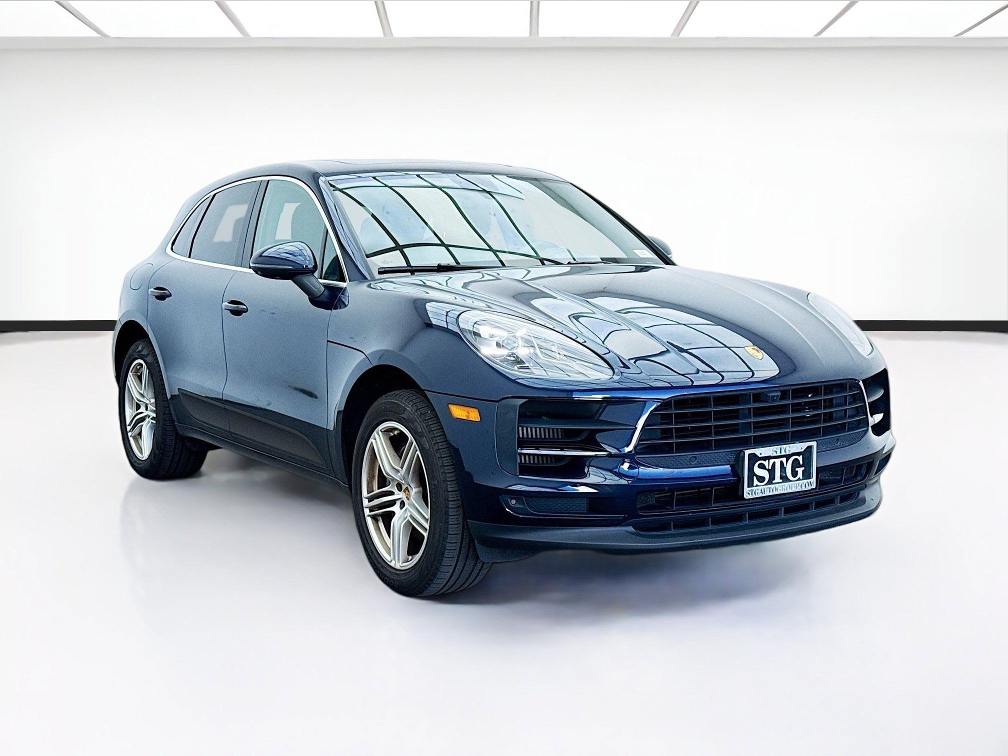 Used 2021 Porsche Macan S AWD/4WD image 3