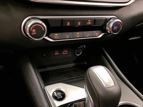 New 2026 Nissan Altima 2.5 SR FWD image 28