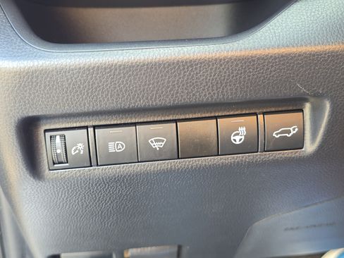 Used 2019 Toyota RAV4 XLE image 33