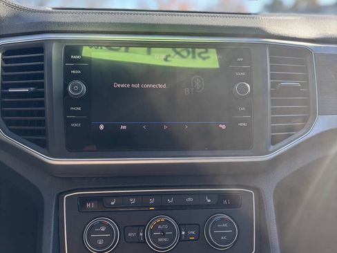 Used 2018 Volkswagen Atlas SE image 13