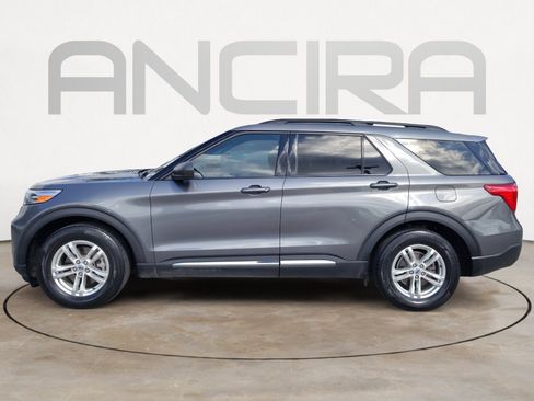 Used 2023 Ford Explorer XLT RWD image 7