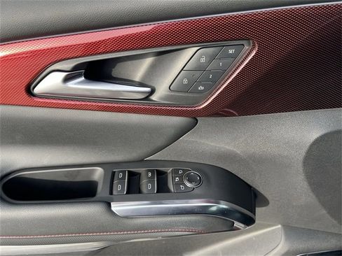 Certified 2024 Chevrolet Traverse RS image 15