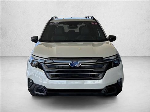 Used 2025 Subaru Forester Limited w/ Popular Package AWD/4WD image 7