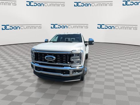 New 2026 Ford F350 Lariat AWD/4WD image 3