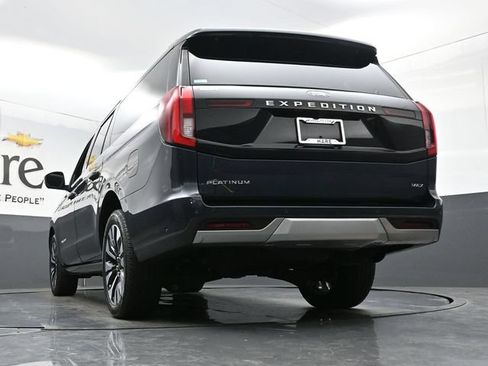 Used 2025 Ford Expedition Max Platinum w/ Driver's Package AWD/4WD image 55