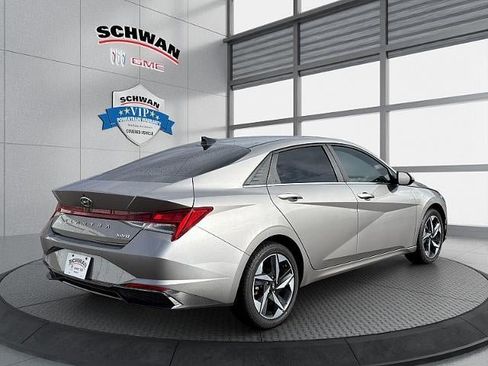 Used 2023 Hyundai Elantra Limited w/ Cargo Package image 8