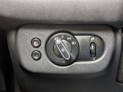 Used 2017 MINI Cooper Clubman S image 25