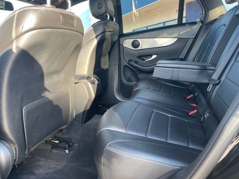 Used 2019 Mercedes-Benz GLC 300 image 5