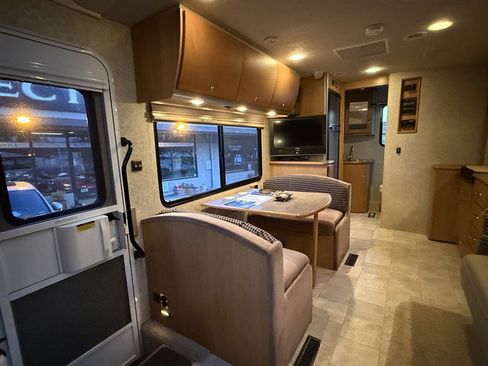 Used 2008 Dodge Sprinter 3500 RWD image 20