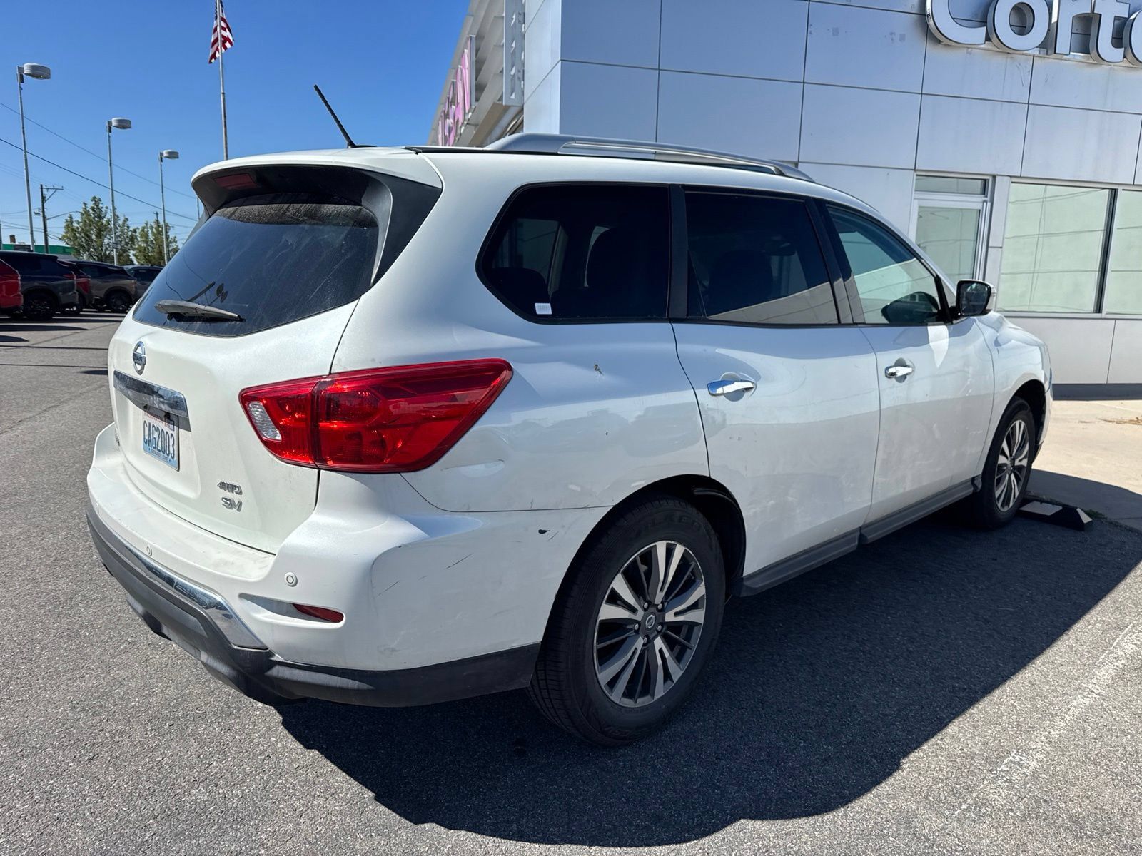 Used 2017 Nissan Pathfinder SV w/ SV Cold Weather Package AWD/4WD image 6