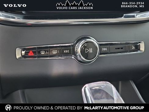 New 2026 Volvo XC90 B6 Ultra w/ Protection Package image 21