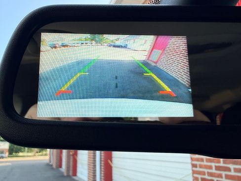 Used 2018 Dodge Journey SE w/ Connectivity Group FWD image 24
