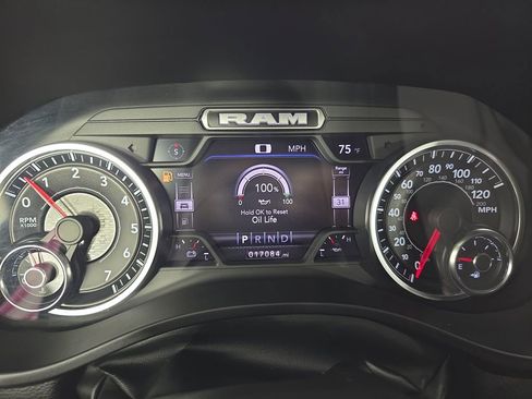 Used 2022 RAM 1500 Big Horn RWD image 37