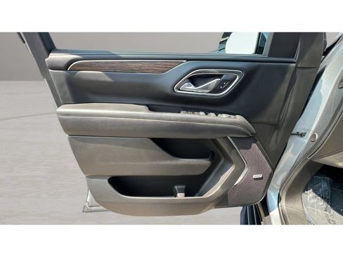 Certified 2024 Chevrolet Tahoe Premier w/ Premium Package AWD/4WD image 26