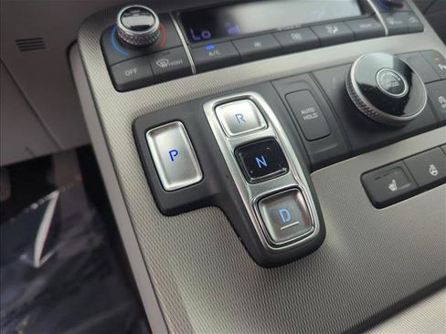 Used 2021 Hyundai Palisade SEL w/ Premium Package FWD image 15