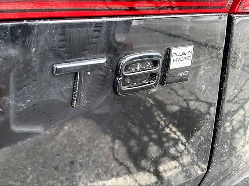 New 2026 Volvo XC60 T8 Ultra w/ Protection Package Premier image 9