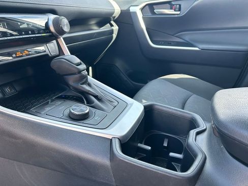 Used 2025 Toyota RAV4 XLE image 25
