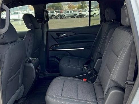 New 2026 Chevrolet Traverse LT w/ Midnight/Sport Edition image 13