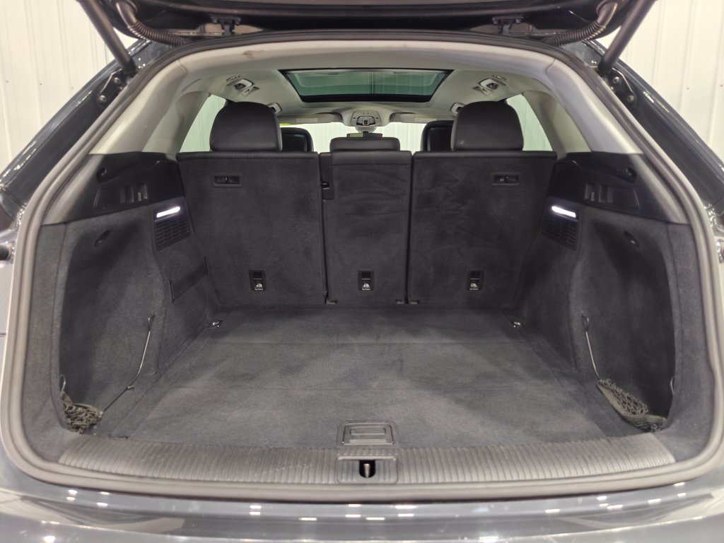 Used 2020 Audi Q5 2.0T Premium AWD/4WD image 32