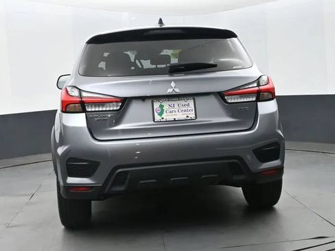 Used 2025 Mitsubishi Outlander Sport LE AWD/4WD image 8