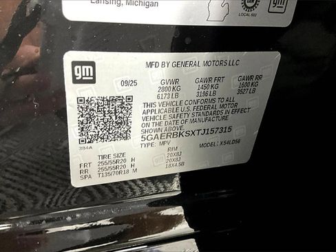 New 2026 Buick Enclave Sport Touring w/ Super Cruise Package image 9