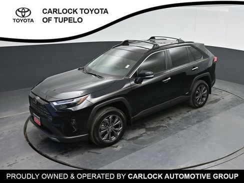 Used 2025 Toyota RAV4 Limited image 38